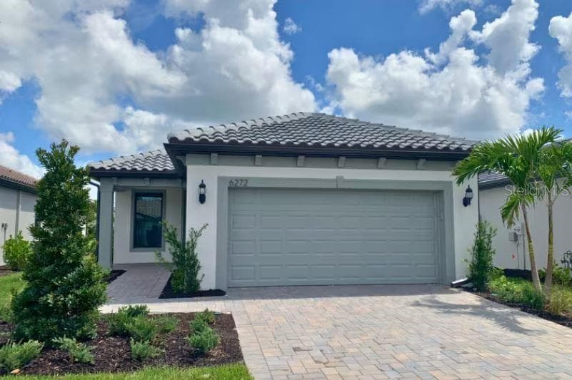 6272 FISH EAGLE COURT NOKOMIS, FL 34275