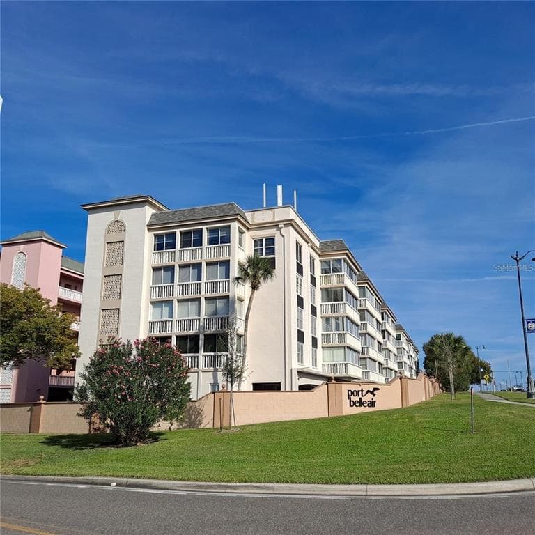 131 BLUFF VIEW DRIVE UNIT 407 BELLEAIR BLUFFS, FL 33770