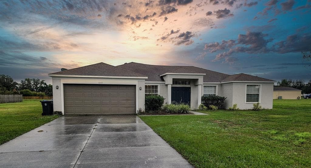 1607 AVONDALE RIDGE DRIVE PLANT CITY, FL 33567