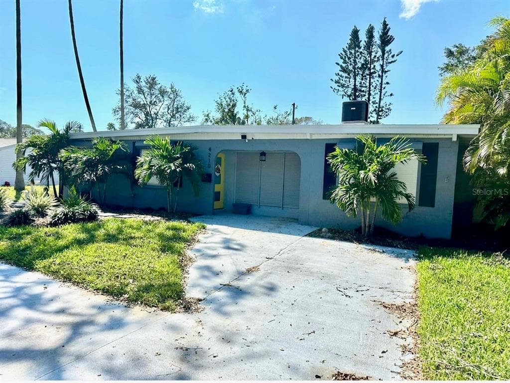 4210 HARRISBURG STREET NE ST PETERSBURG, FL 33703