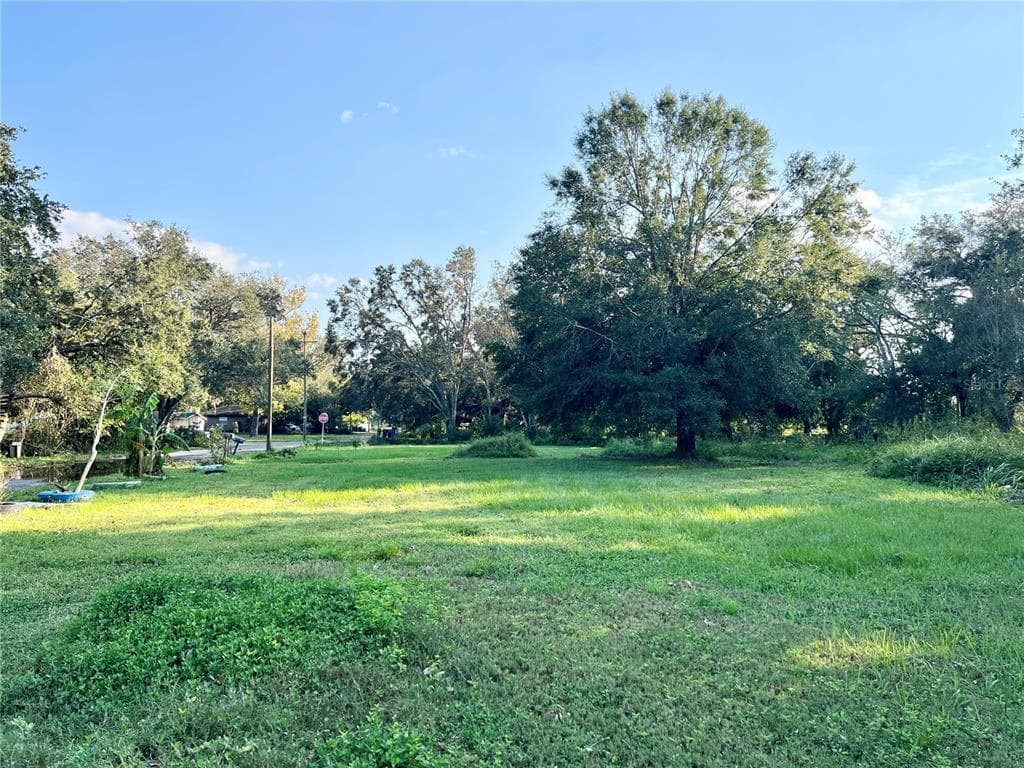 5402 TRAIL DRIVE SEFFNER, FL 33584