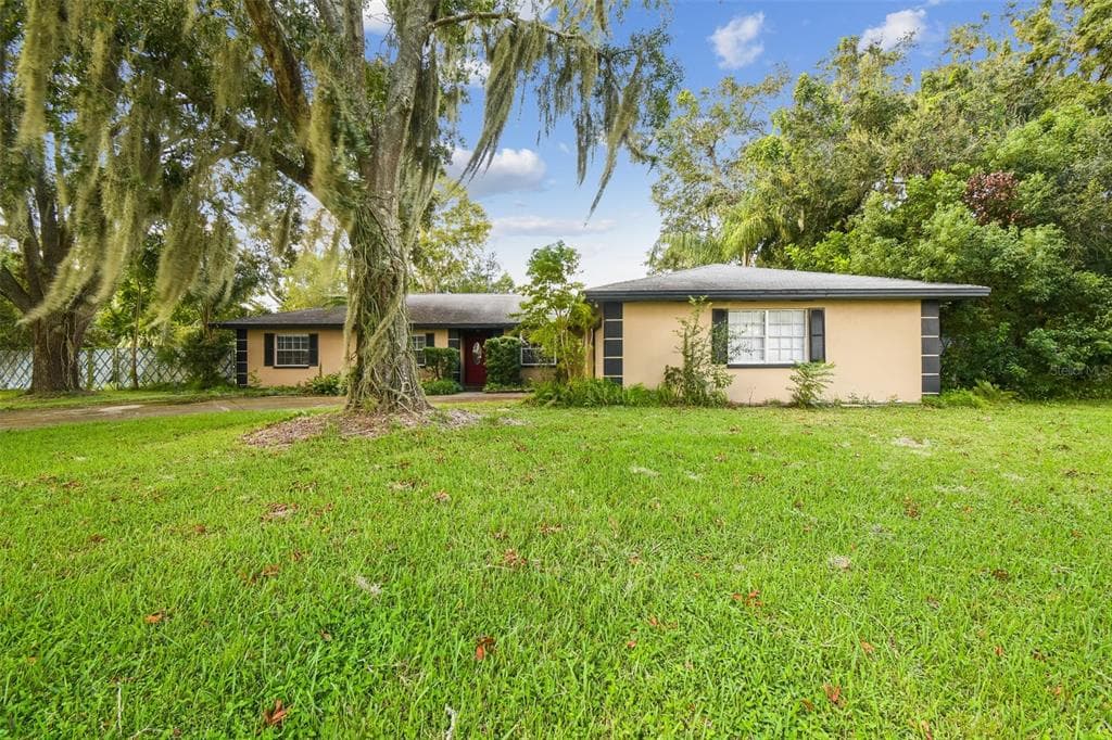 3649 LAKE JOYCE DRIVE LAND O LAKES, FL 34639