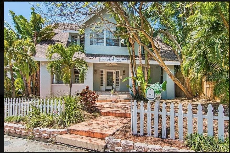 532 BEACH DRIVE NE ST PETERSBURG, FL 33701