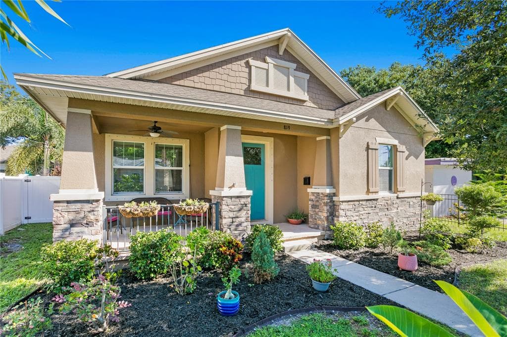 819 12TH AVENUE S ST PETERSBURG, FL 33701