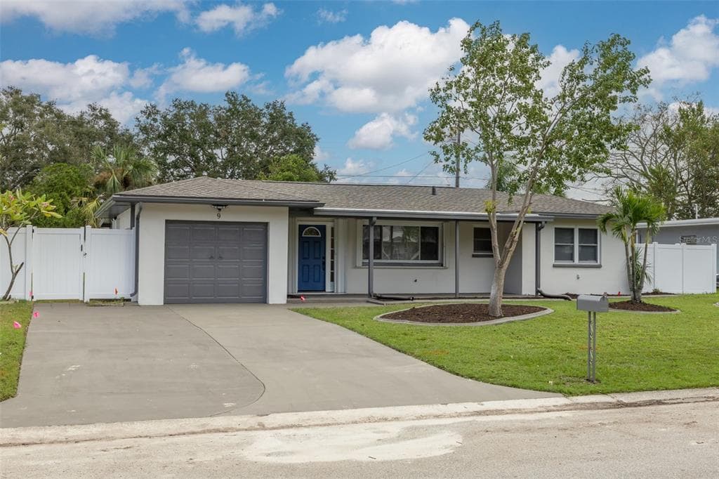 9 S NIMBUS AVENUE CLEARWATER, FL 33765