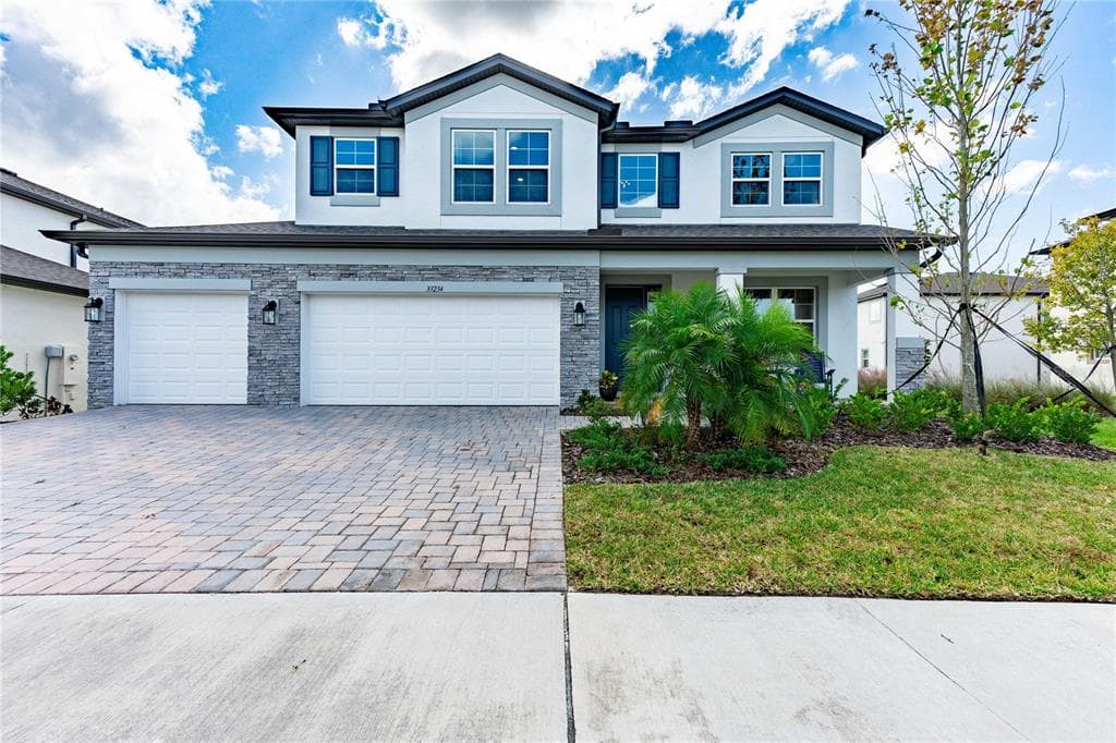 33234 SYCAMORE LEAF DRIVE WESLEY CHAPEL, FL 33545