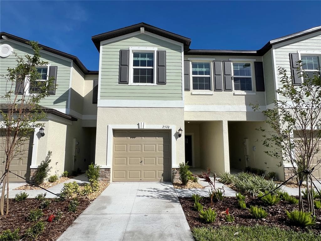 2570 SUNRAY VENUS WAY RUSKIN, FL 33570