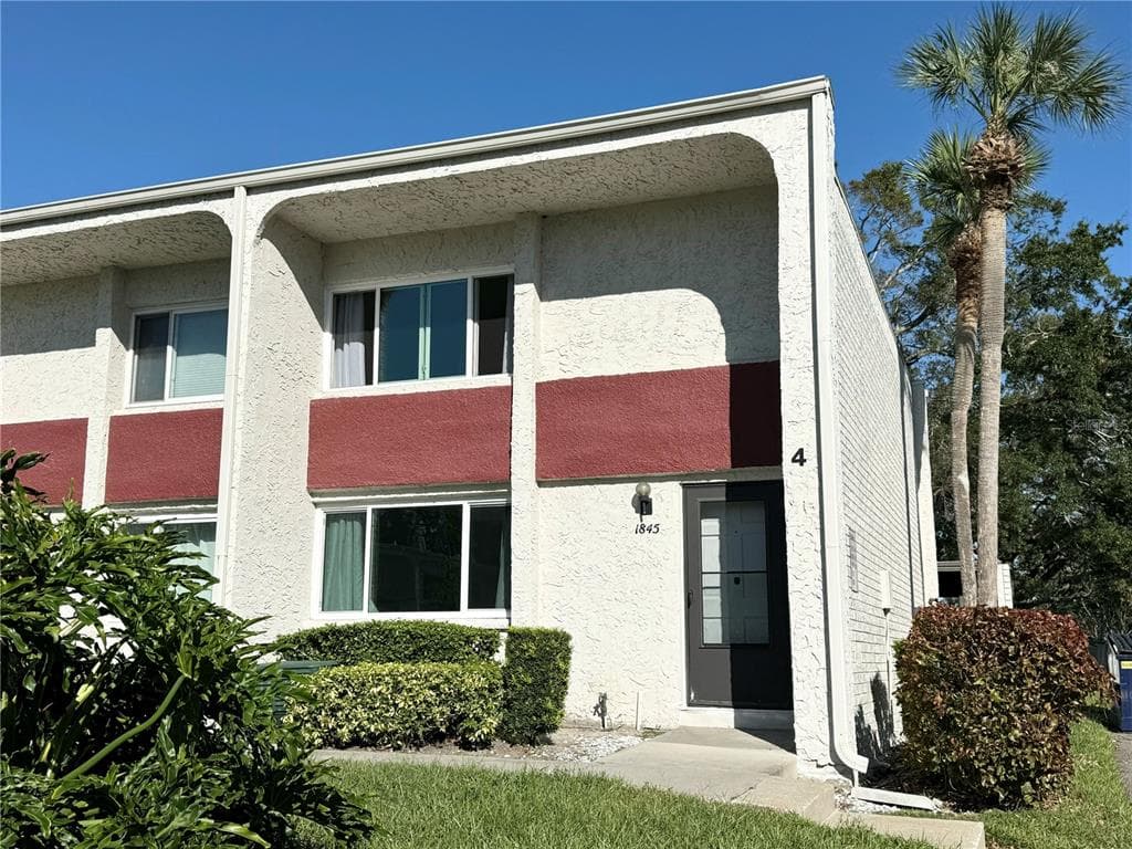 1845 PINE CONE CIRCLE CLEARWATER, FL 33760