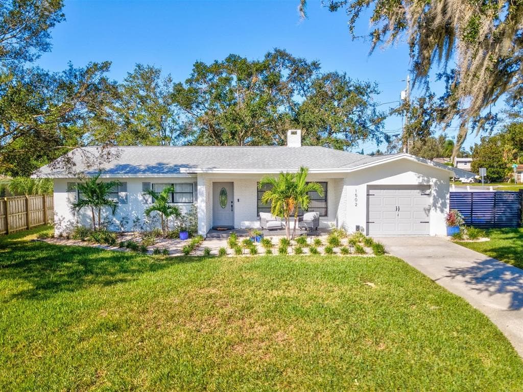 1502 PRICE CIRCLE CLEARWATER, FL 33764