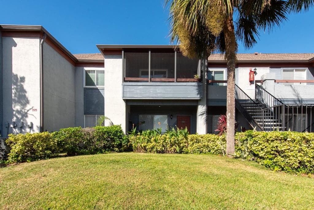 10263 GANDY BOULEVARD N UNIT 101 ST PETERSBURG, FL 33702