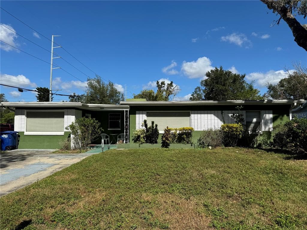 3002 E ELM STREET TAMPA, FL 33610
