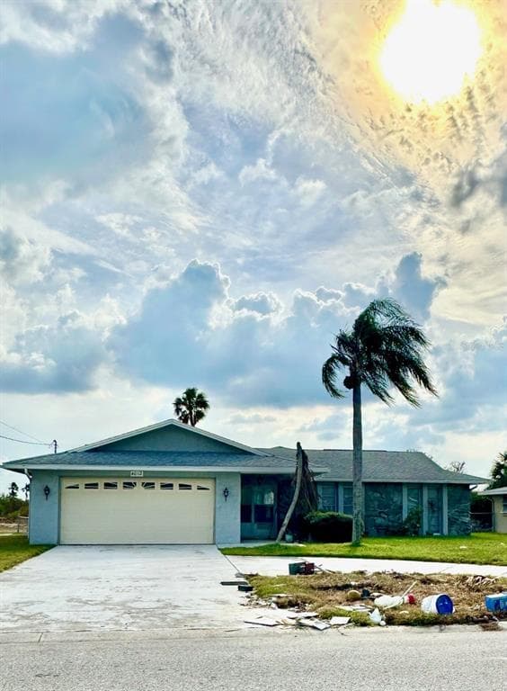 4012 HEADSAIL DRIVE NEW PORT RICHEY, FL 34652