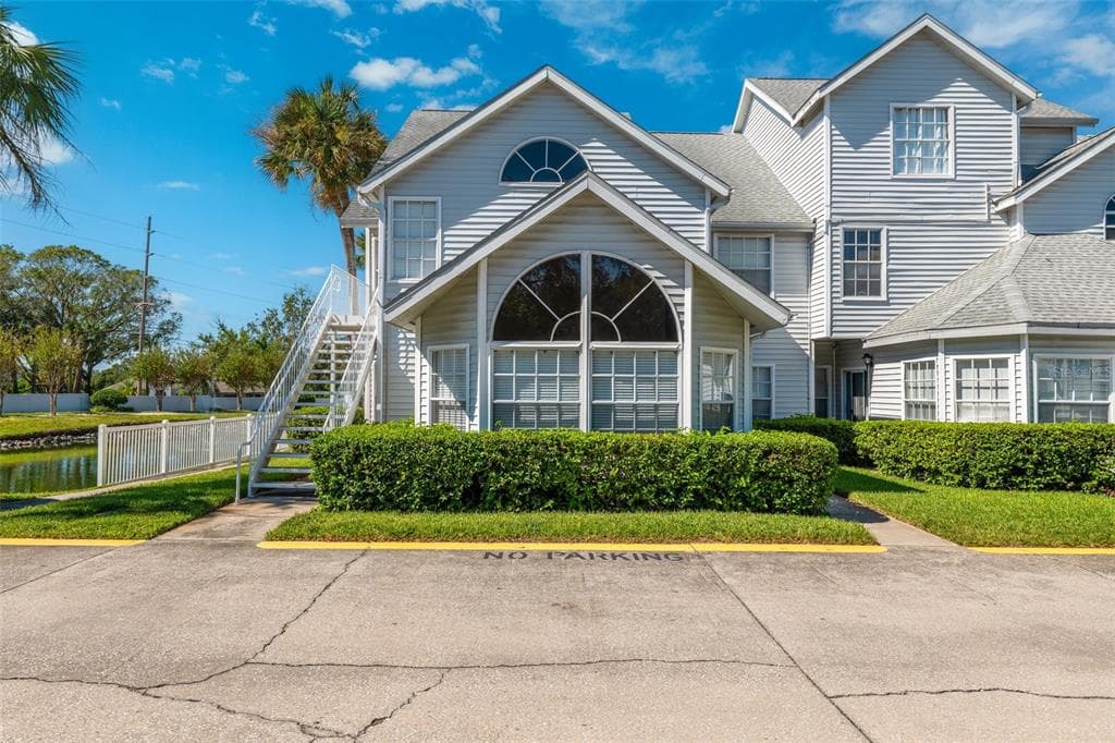 12101 ARMENIA GABLES CIRCLE TAMPA, FL 33612
