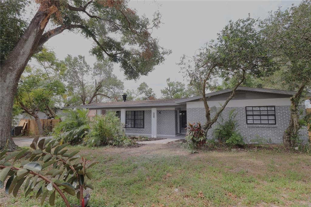 710 W EVERINA CIRCLE BRANDON, FL 33510