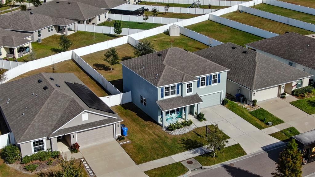 10110 CARP HOLLOW ROAD SUN CITY CENTER, FL 33573