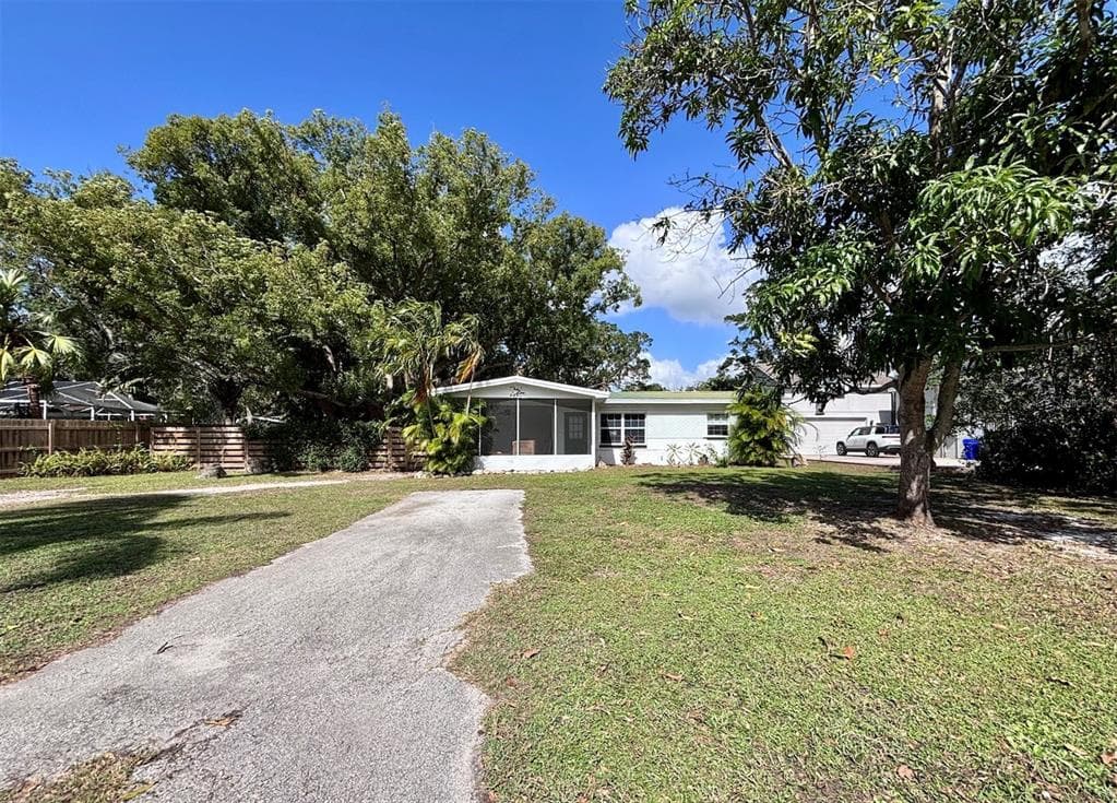 201 DUNKIRK ROAD OLDSMAR, FL 34677