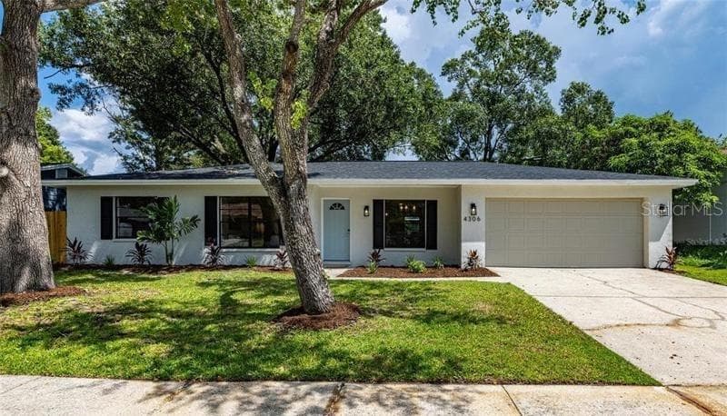 4306 WOODLARK DRIVE TAMPA, FL 33624