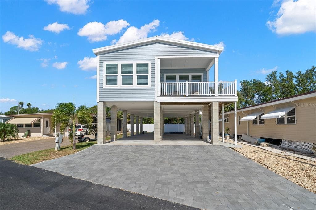 563 MOUNT PINEY AVENUE NE UNIT 691 ST PETERSBURG, FL 33702
