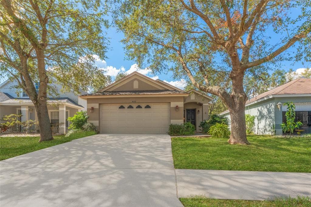 5033 PRAIRIE VIEW WAY WESLEY CHAPEL, FL 33545