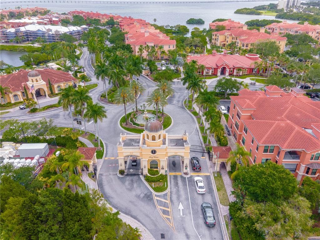 2724 VIA MURANO UNIT 623 CLEARWATER, FL 33764