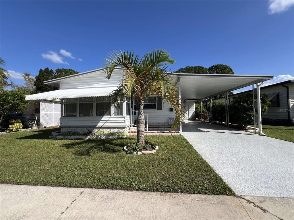 6100 62ND AVENUE N UNIT 67 PINELLAS PARK, FL 33781