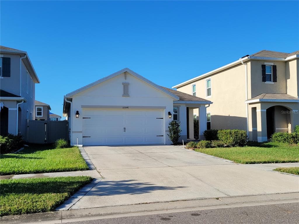 32646 ABBY LAX LANE WESLEY CHAPEL, FL 33543