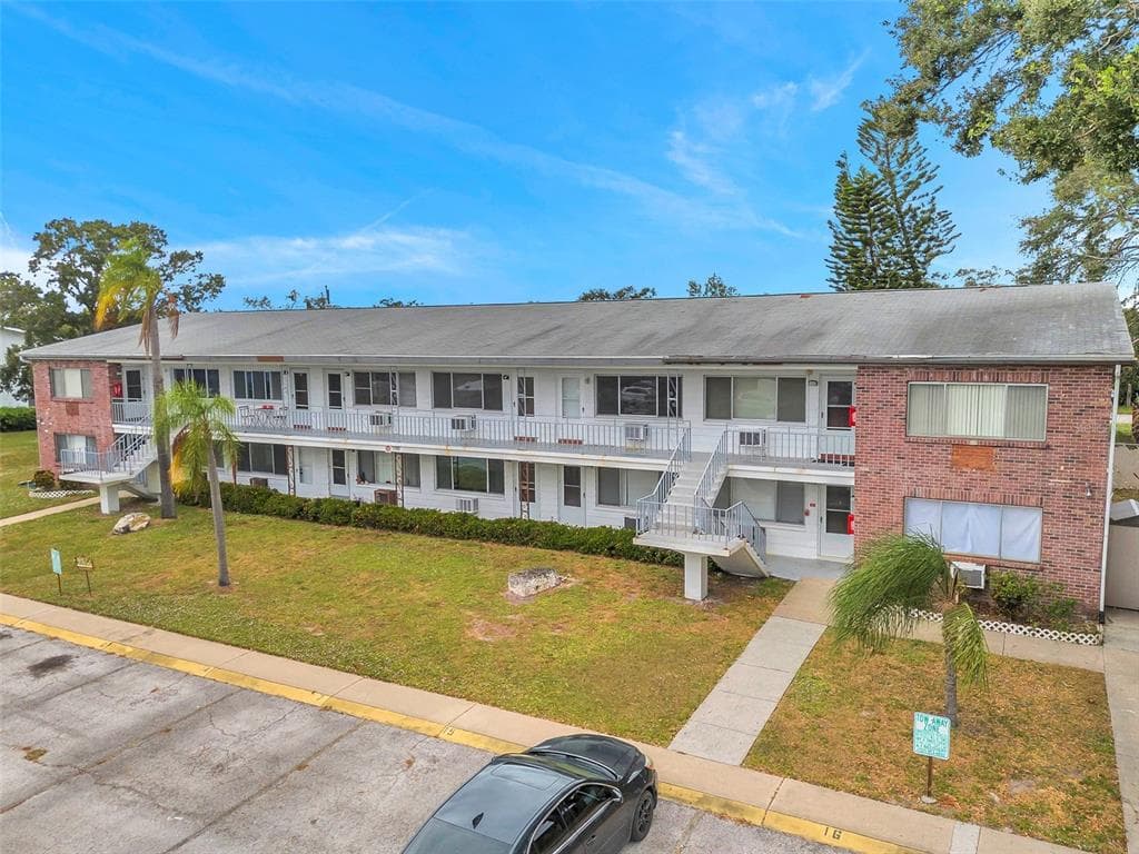 2366 SHELLEY STREET UNIT 13 CLEARWATER, FL 33765