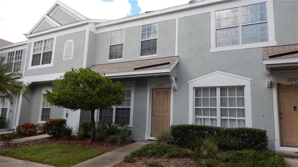 2206 LAKE WOODBERRY CIRCLE BRANDON, FL 33510