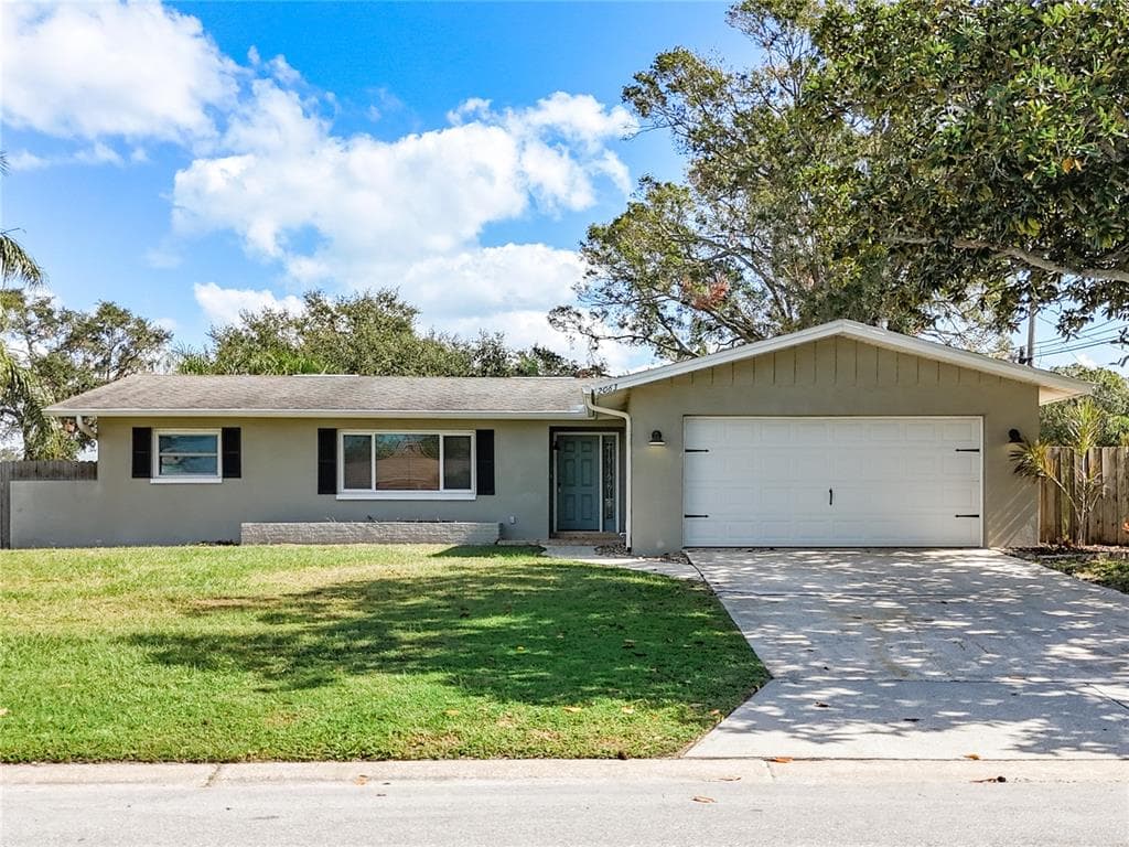2063 DAWN DRIVE CLEARWATER, FL 33763