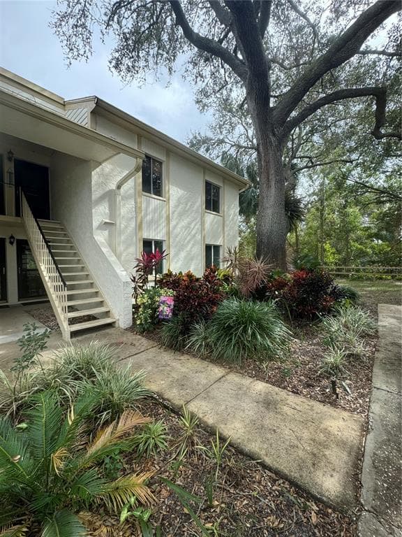 219 CYPRESS COURT OLDSMAR, FL 34677