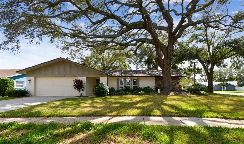 3041 CASCADE DRIVE CLEARWATER, FL 33761