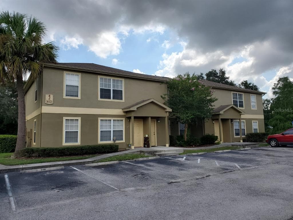 36321 STONEWOOD LANE UNIT 103 ZEPHYRHILLS, FL 33541
