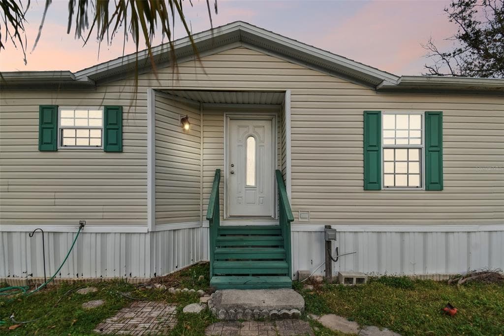 6770 70TH AVENUE N PINELLAS PARK, FL 33781
