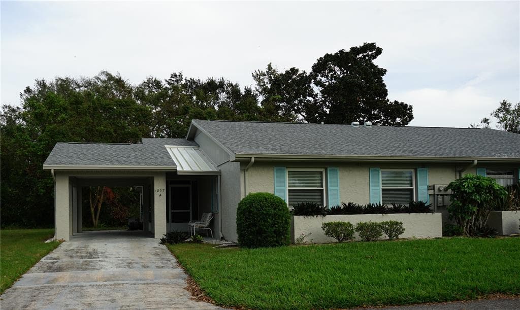 1807 FOXHUNT DRIVE UNIT A SUN CITY CENTER, FL 33573