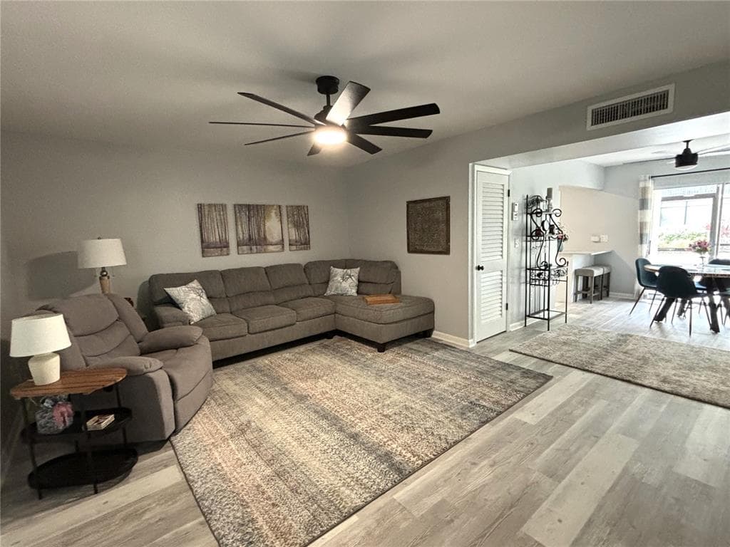 788 PARK SHORE DRIVE UNIT H-10-1 NAPLES, FL 34103