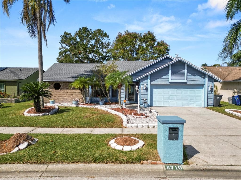 6710 SEAFAIRER DRIVE TAMPA, FL 33615