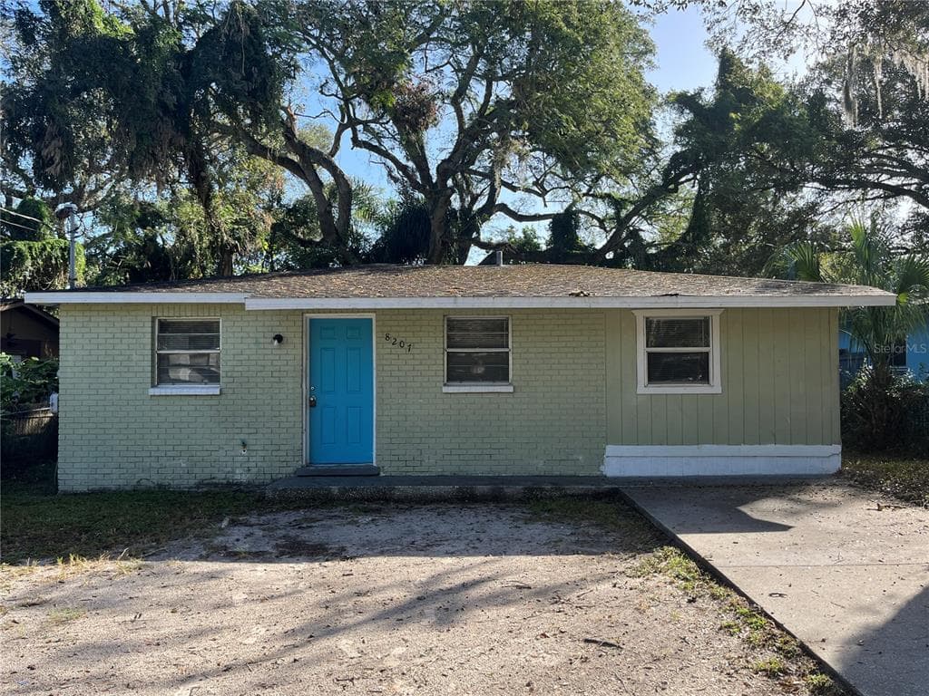 8207 N 18TH STREET TAMPA, FL 33604