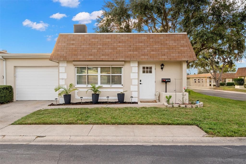 8370 BURGUNDY DRIVE N UNIT 8370 PINELLAS PARK, FL 33781