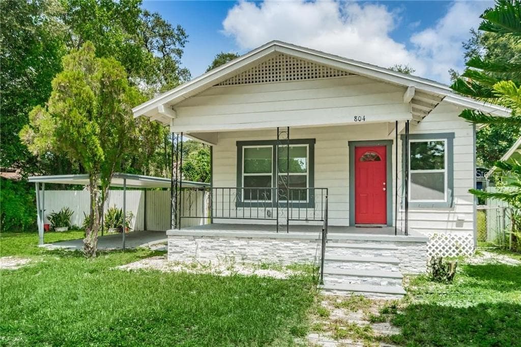 804 E BAKER STREET TAMPA, FL 33603