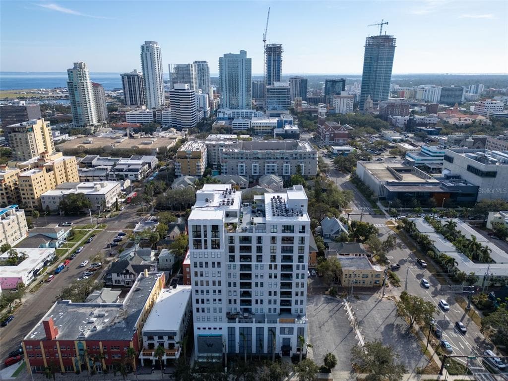 226 5TH AVENUE N UNIT 706 ST PETERSBURG, FL 33701