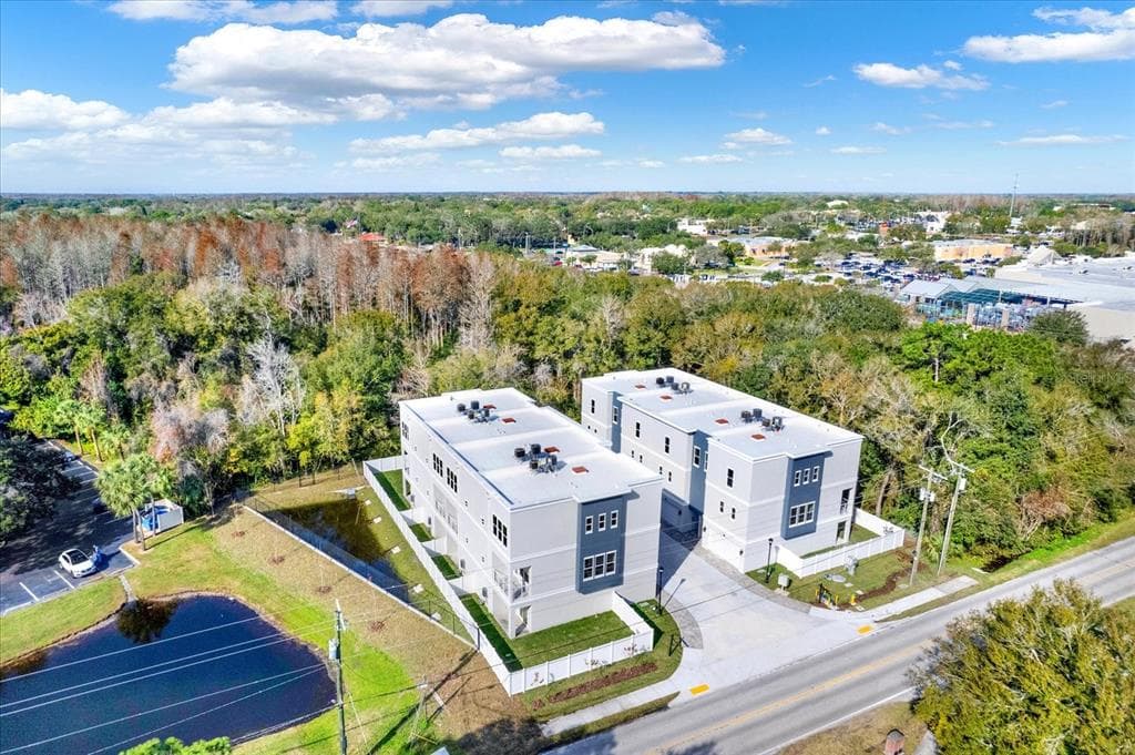 3845 SEENA MANOR COURT TAMPA, FL 33618
