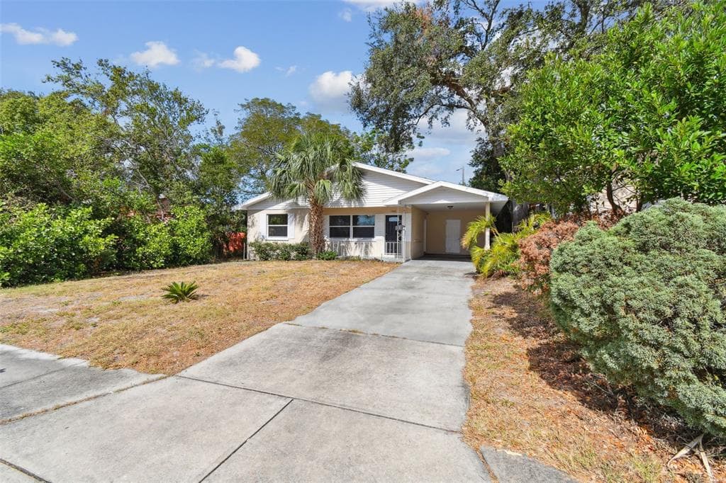 1432 DE LEON STREET CLEARWATER, FL 33756
