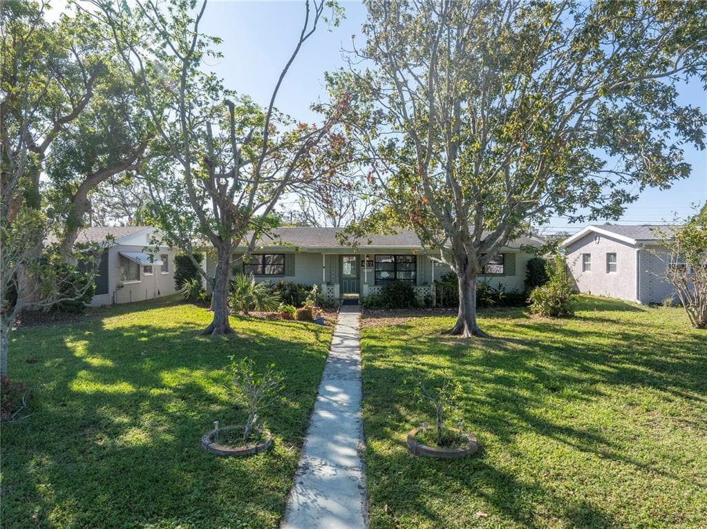 432 43RD AVENUE NE ST PETERSBURG, FL 33703