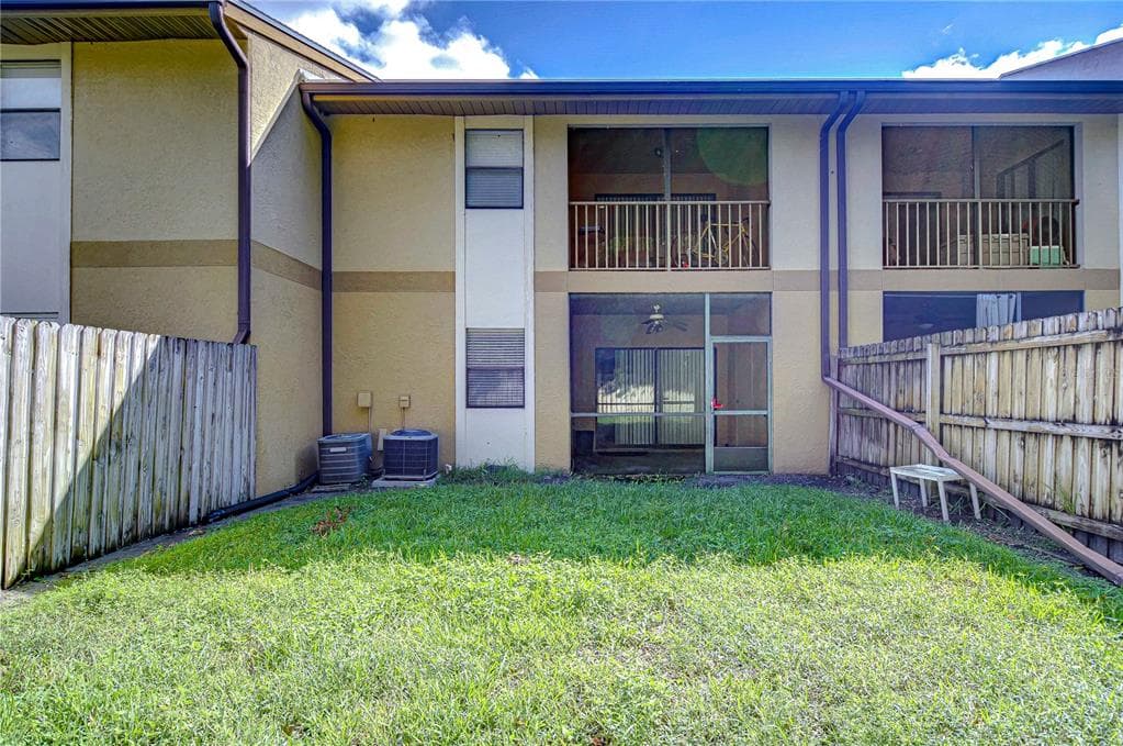 10100 SAILWINDS BOULEVARD N UNIT 106 LARGO, FL 33773