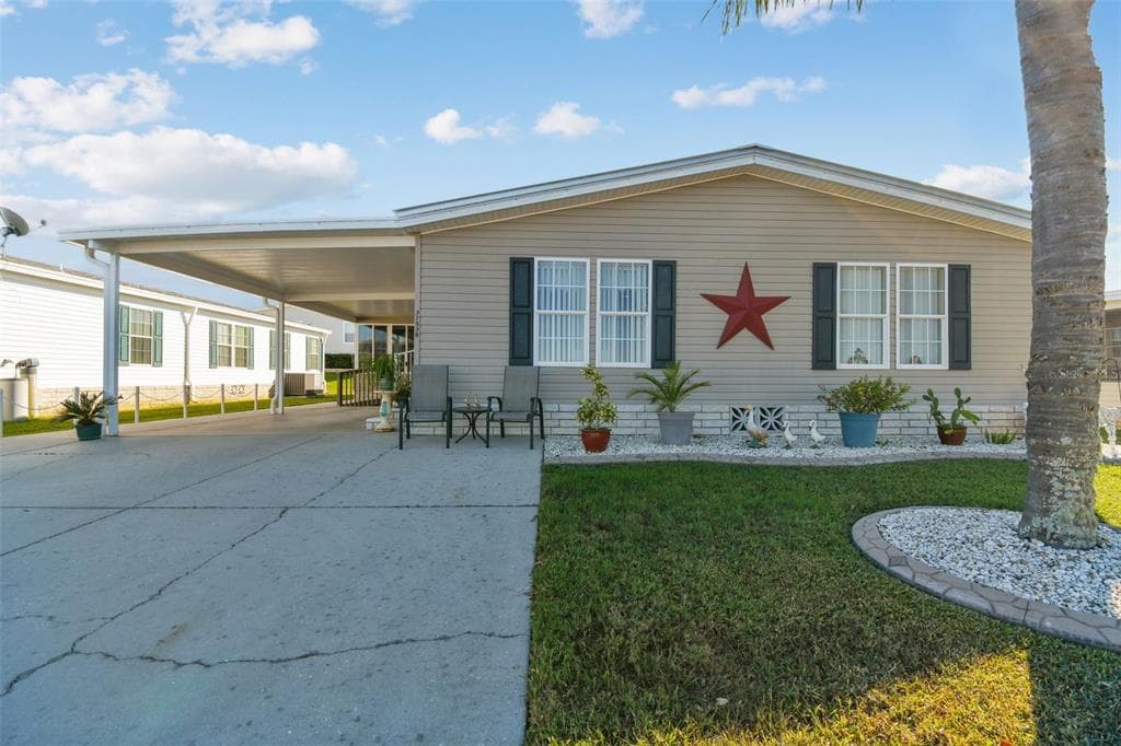 37538 COREY LEWIS AVENUE ZEPHYRHILLS, FL 33541