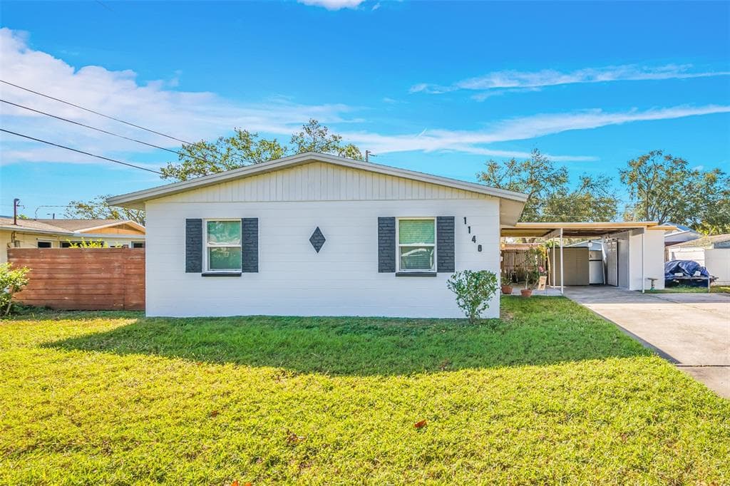 1146 81ST AVENUE N ST PETERSBURG, FL 33702
