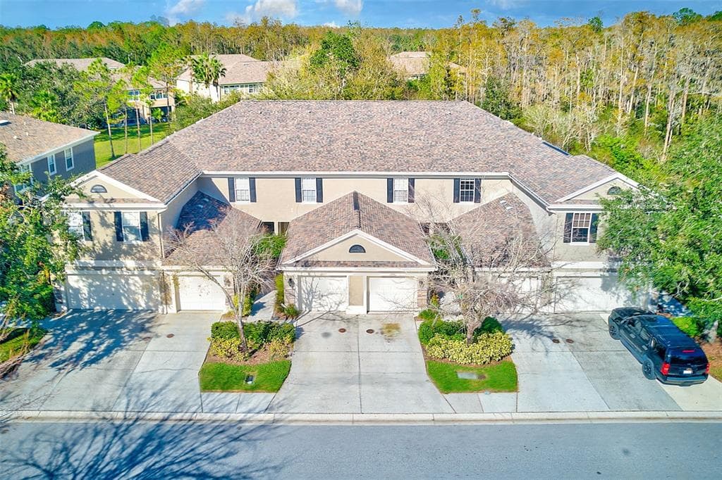 11103 WINDSOR PLACE CIRCLE TAMPA, FL 33626