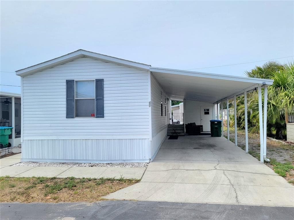 12701 126TH AVENUE UNIT 62 LARGO, FL 33774