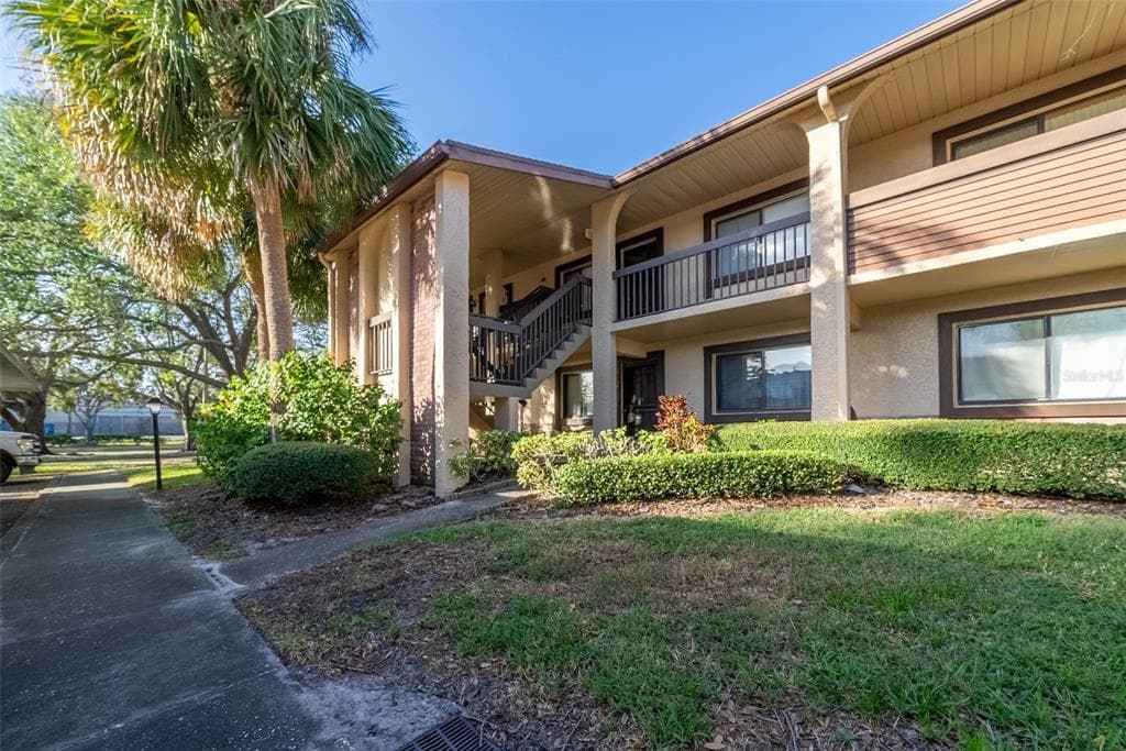 721 83RD AVENUE N UNIT 201 ST PETERSBURG, FL 33702