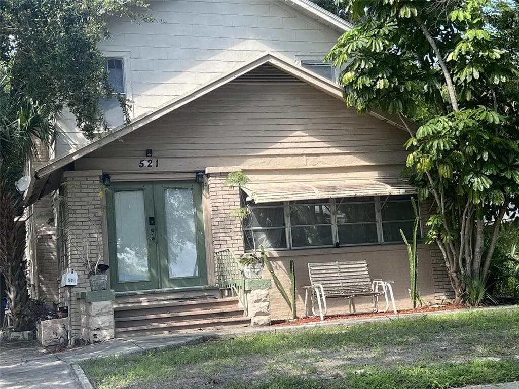 521 42ND AVENUE S ST PETERSBURG, FL 33705
